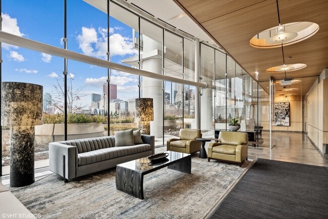 Foto del edificio - 340 E Randolph St