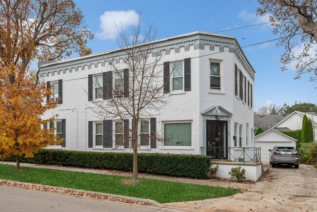 Building Photo - 1099 Tower Rd