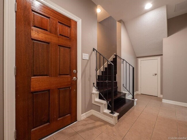 Foto del edificio - 4118 Bonner View Ln