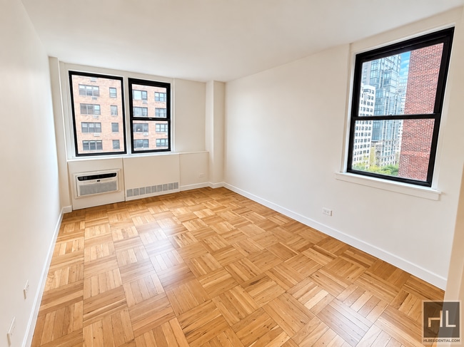 Building Photo - East 79th Street