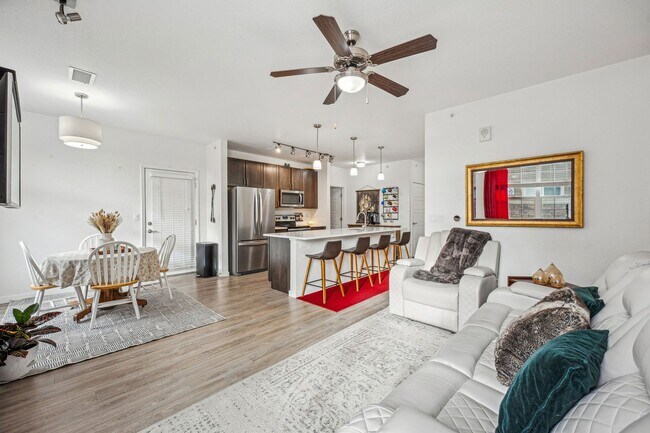 Foto del edificio - Spacious and Bright Modern 3-Bedroom Condo in Parker!