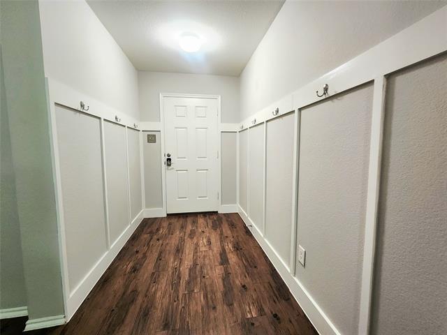 Foto del edificio - 1400 Cedar Hollow Dr