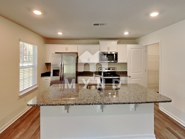 Building Photo - 2331 Meadow Stream Dr