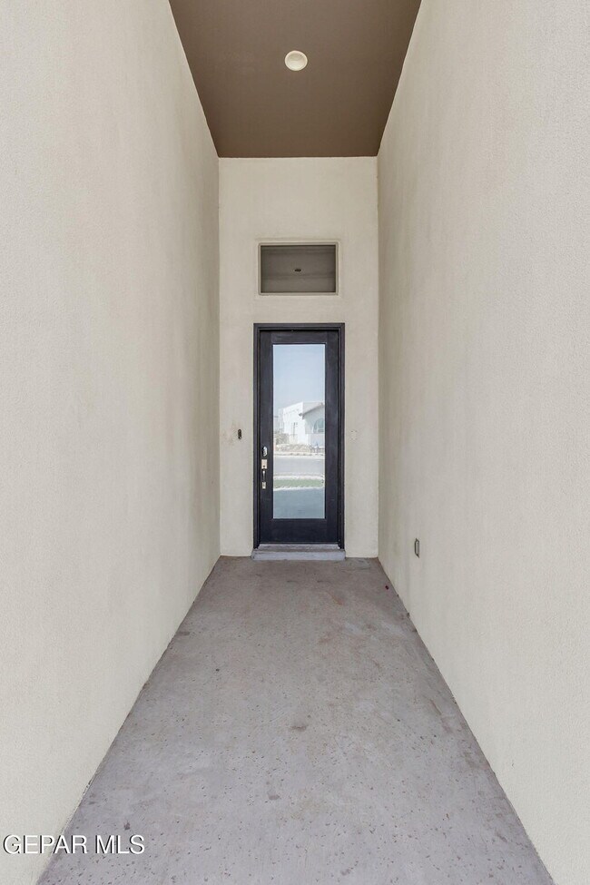 Building Photo - 7500 Porterhouse Ct