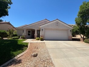 Building Photo - 4304 Ironwood Dr