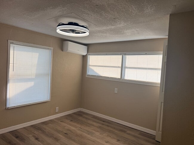 Building Photo - 8536 Honeywell Rd