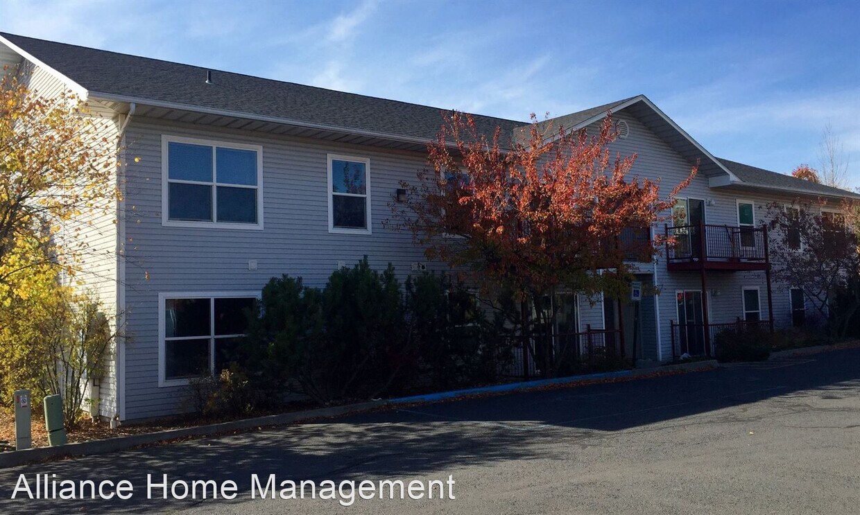 Primary Photo - 3 br, 2 bath House - 1310 A St. #102
