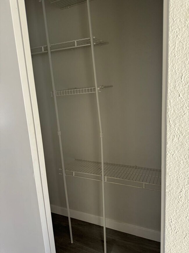 Foto del edificio - Stylish Modern 3 bed 2 bath house