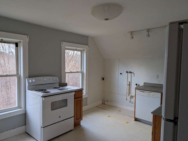 Foto del edificio - 91 Maplewood Ave