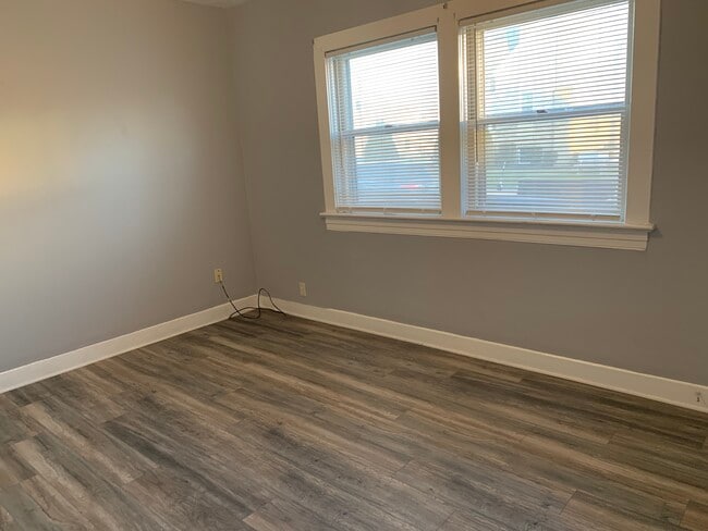 New paint and flooring - 2208 Crittenden Dr
