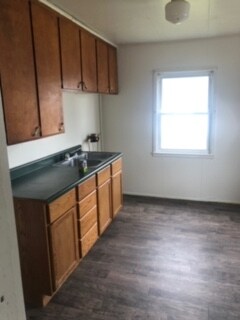 Primary Photo - 923-925 Raton Ct