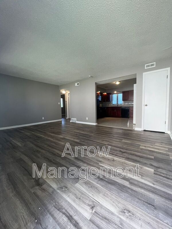 Foto del edificio - 1823 Euclid Ave