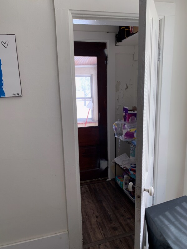 460 E Broadway St Unit 3, Winona, MN 55987 Room for Rent in Winona