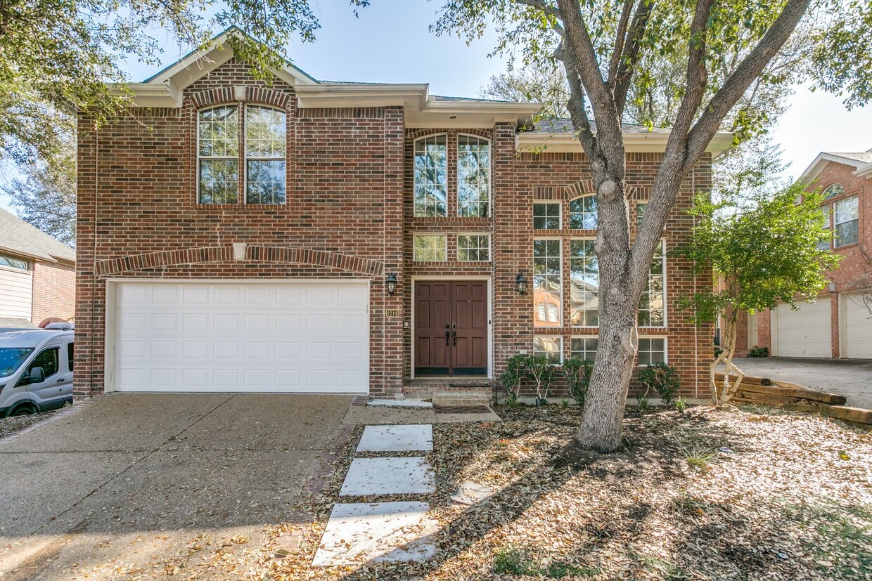 Primary Photo - Upgraded & Exclusive Las Colinas Home with...