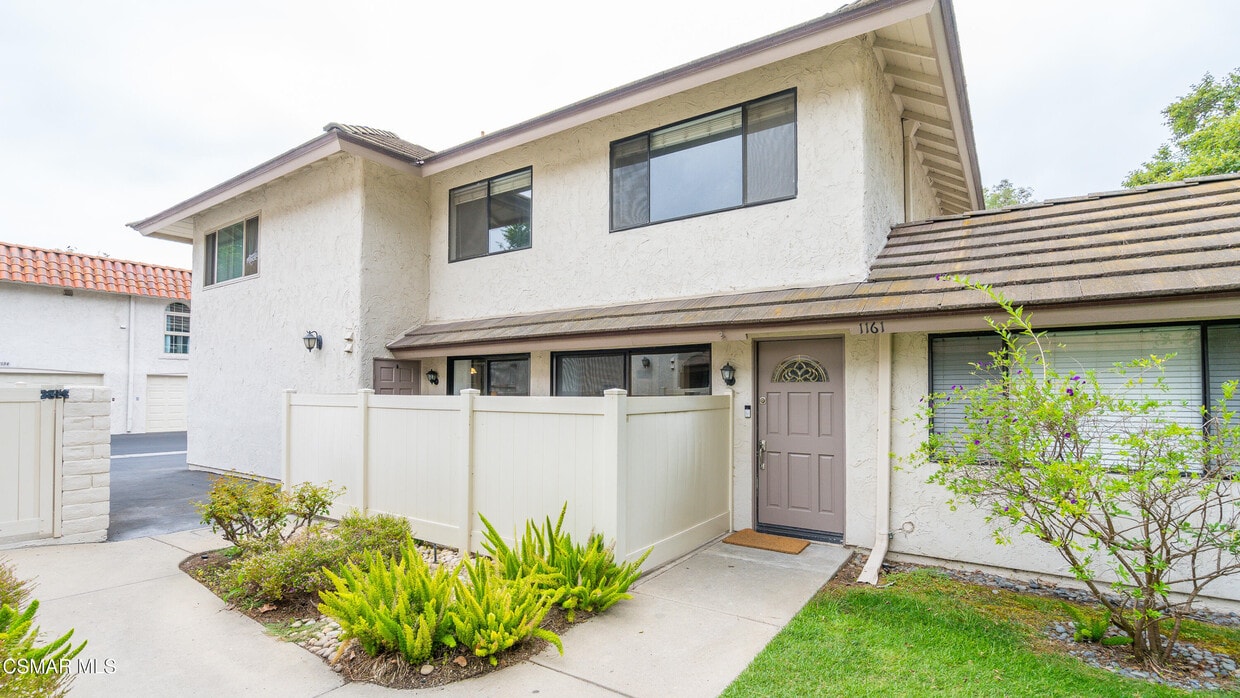 Primary Photo - 1161 Landsburn Cir