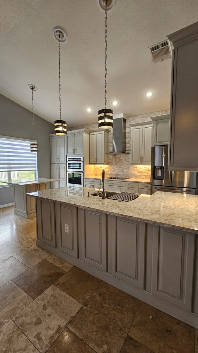 Building Photo - 2713 Barnsley Ln