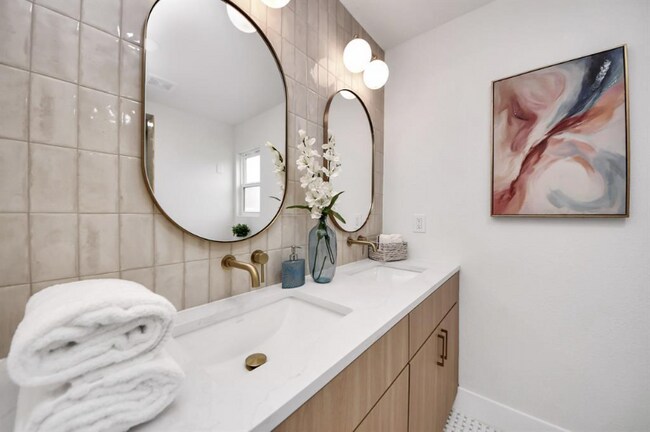 Foto del edificio - 5614 Oakhaven Ln