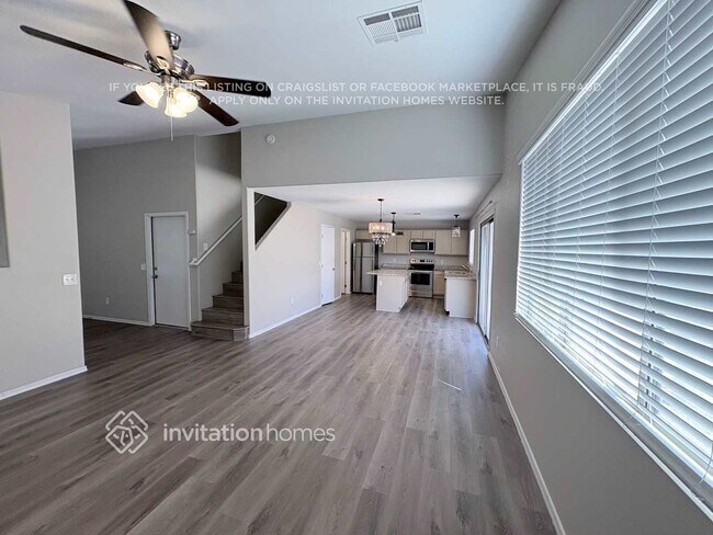 Foto del edificio - 1551 E Betsy Ln