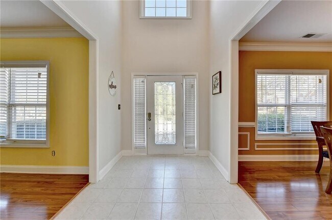 Foto del edificio - 1558 Macy Ln