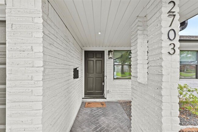 Foto del edificio - 2703 Tannehill Dr