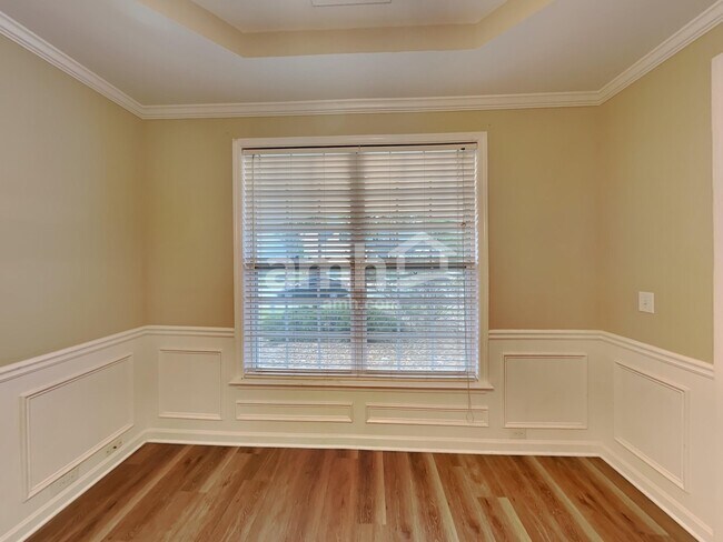 Foto del edificio - 295 Springs Xing