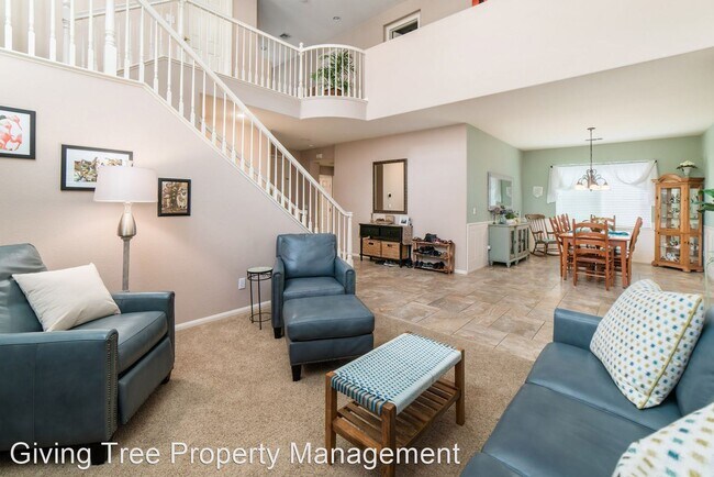Building Photo - 4 br, 3 bath House - 2359 Merwin Dr.