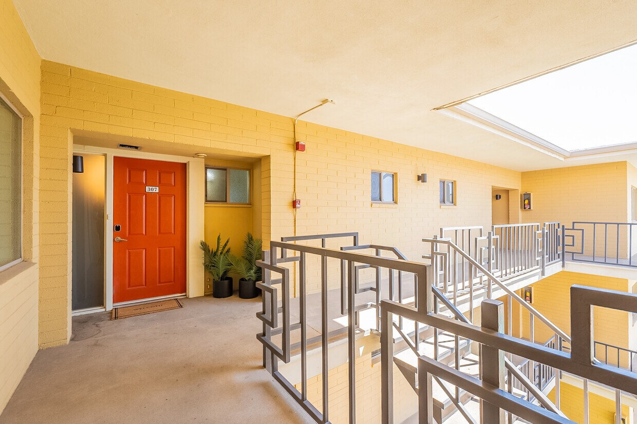 Foto principal - 3600 N 5th Ave