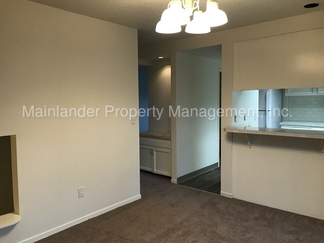 Building Photo - 6236 Meridian Cir