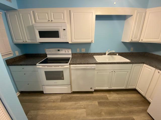 Building Photo - 231 Canal Park Dr. 2A