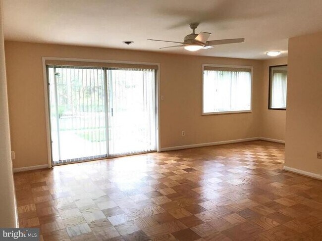 Building Photo - 10444 Rockville Pike
