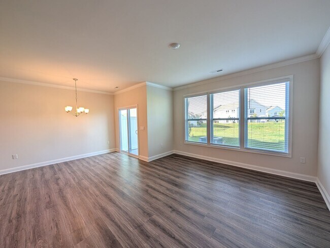 Foto del edificio - New Construction Townhouse-Hendersonville!
