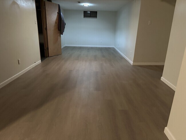 Foto del edificio - 1279 E North Broadway