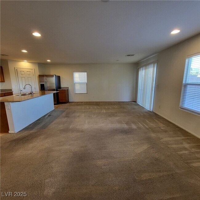 Foto del edificio - 9282 Keystone Ridge Ave