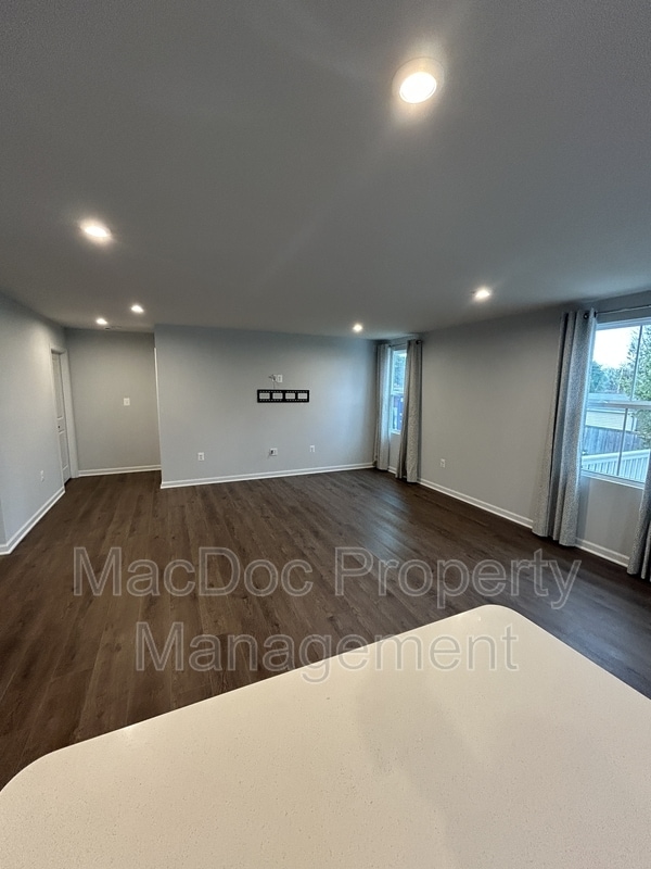 Foto del edificio - 2644 High Point Dr