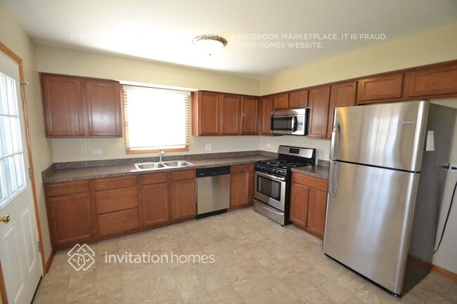 Foto del edificio - 150 E Winthrop Ave