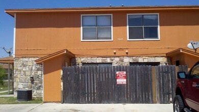Building Photo - 505 Longhorn Cir