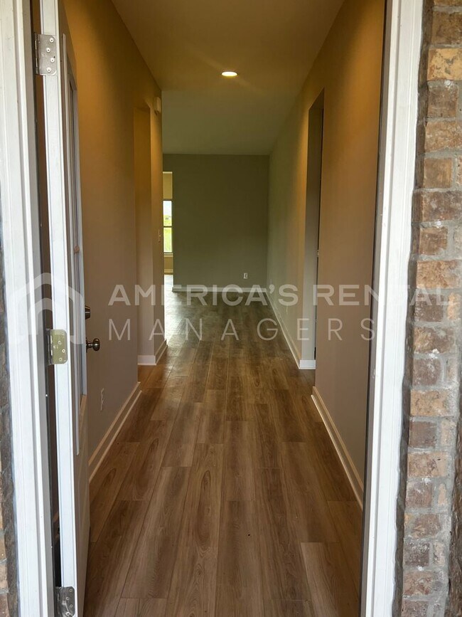 Foto del edificio - New Construction Home for Rent in Foley, A...