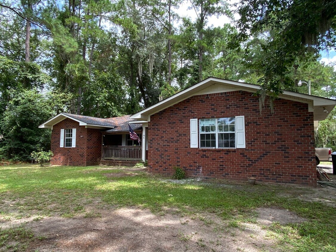 85 Waters Ave, Allenhurst, GA 31301 House Rental in Allenhurst, GA