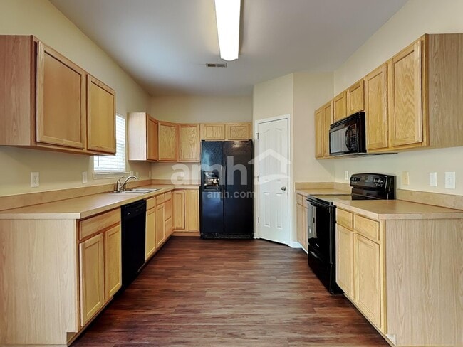 Building Photo - 2572 Viola Ct