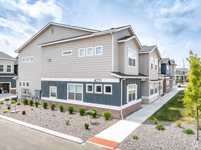 Alternate Exterior - Bellevue Heights