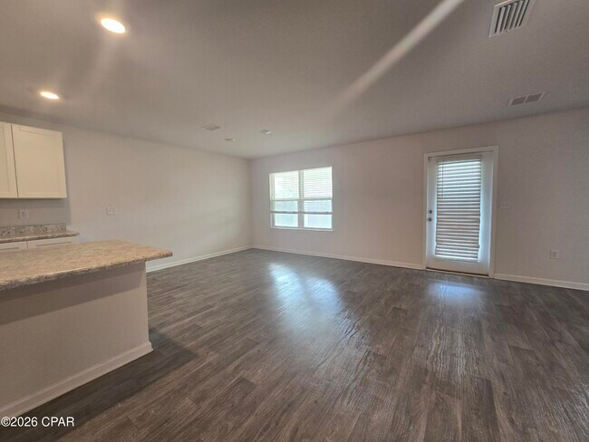 Foto del edificio - 4769 Firefly Ln