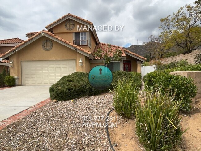 Building Photo - FOR RENT: BEAUTIFUL 3-BEDROOM HOME WITH OF...