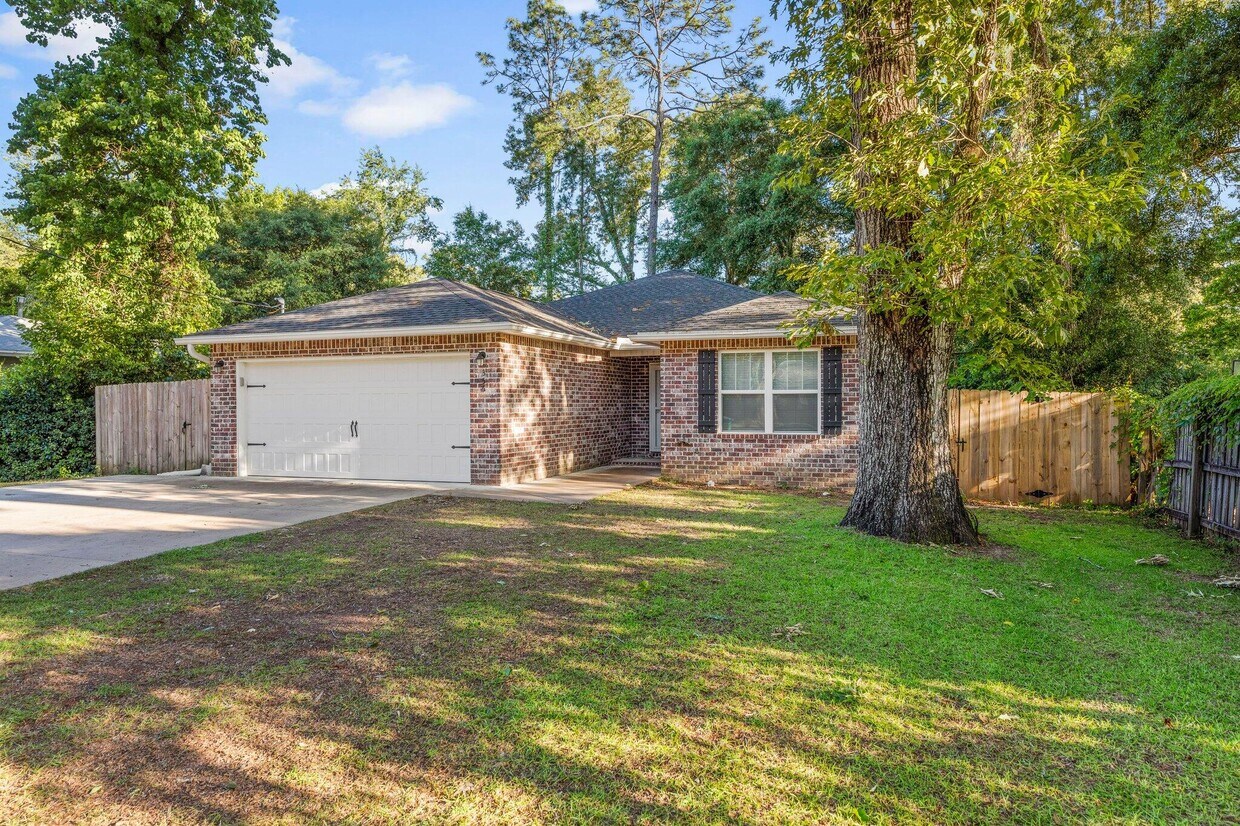 356 Powell Dr, Crestview, FL 32536 House Rental in Crestview, FL