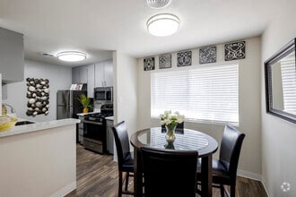 Interior Photo - Oasis at Scottsdale
