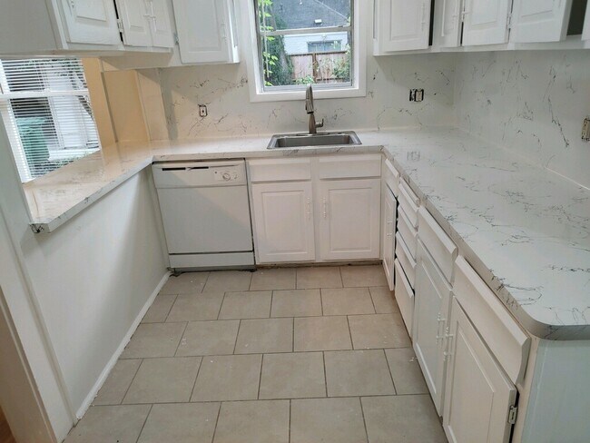 Foto del edificio - 2634 Peckham St