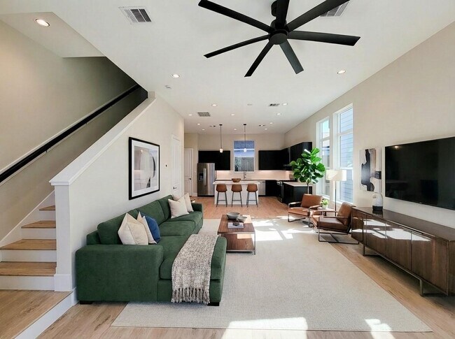 Foto del edificio - 5613 Leonard St