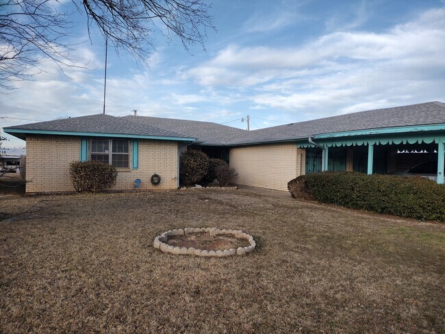 Foto del edificio - 1501 SW Monroe Ave