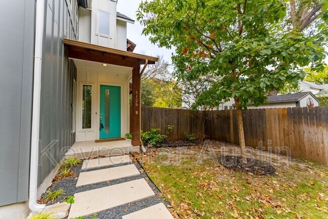 Foto del edificio - 1128 Gunter St