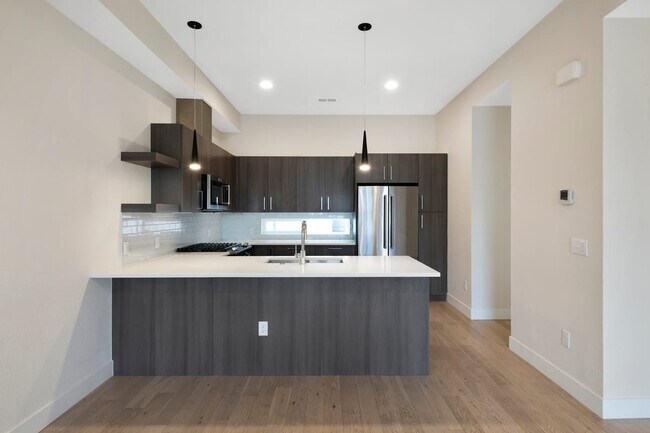 Foto del edificio - 3048 Wilson Ct