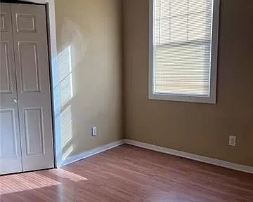 Building Photo - Beautiful Home